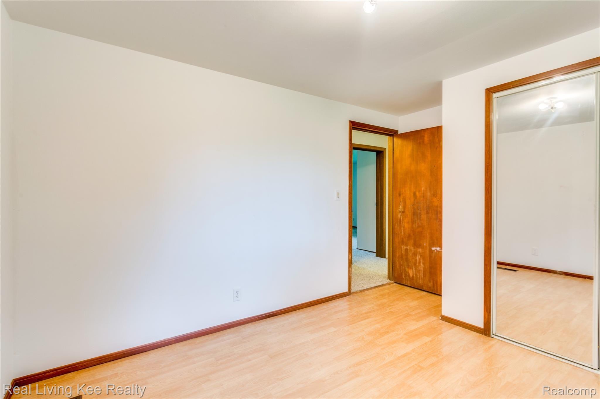 14393 Speaker Road Yale, MI 48097 - Photo 23 of 37 14384 Speaker Rd (30 of 36).jpg