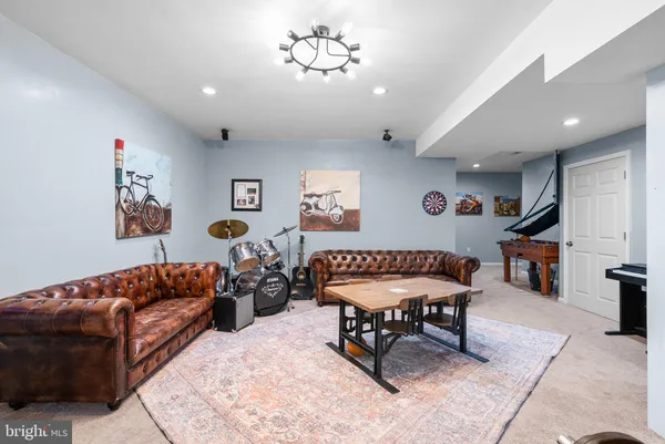 $1,099,900 | 970 Oak Tree Road, Westminster, MD 21157