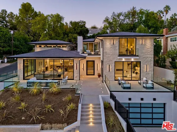 $20,500 | 16879 Mooncrest Drive, Encino, CA 91436