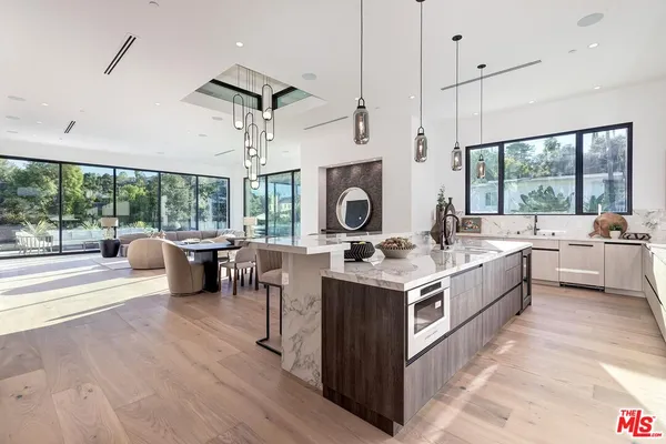 $20,500 | 16879 Mooncrest Drive, Encino, CA 91436