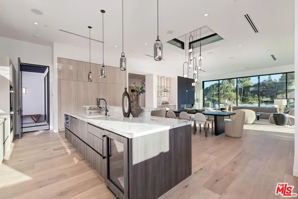 $20,500 | 16879 Mooncrest Drive, Encino, CA 91436