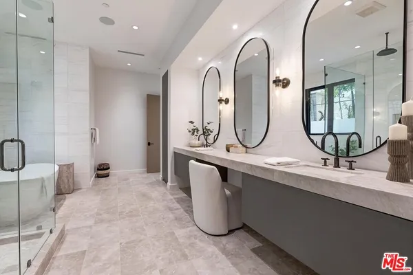 $20,500 | 16879 Mooncrest Drive, Encino, CA 91436