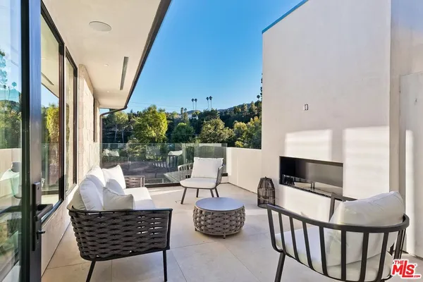 $20,500 | 16879 Mooncrest Drive, Encino, CA 91436