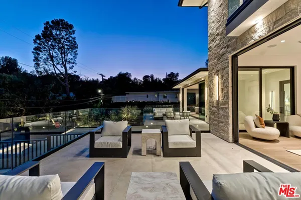 $20,500 | 16879 Mooncrest Drive, Encino, CA 91436