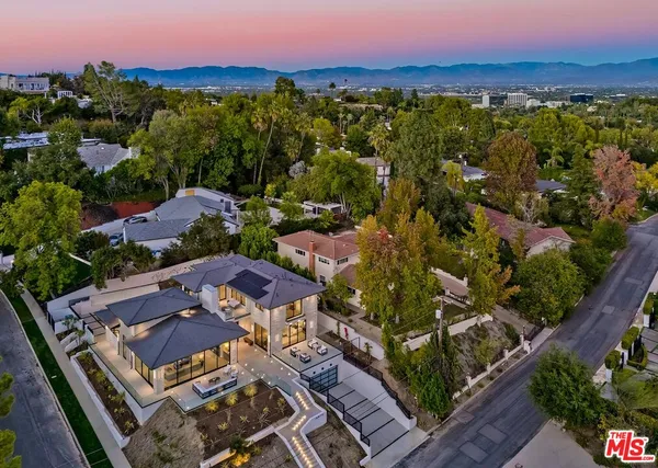 $20,500 | 16879 Mooncrest Drive, Encino, CA 91436