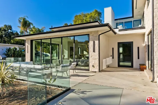 $20,500 | 16879 Mooncrest Drive, Encino, CA 91436