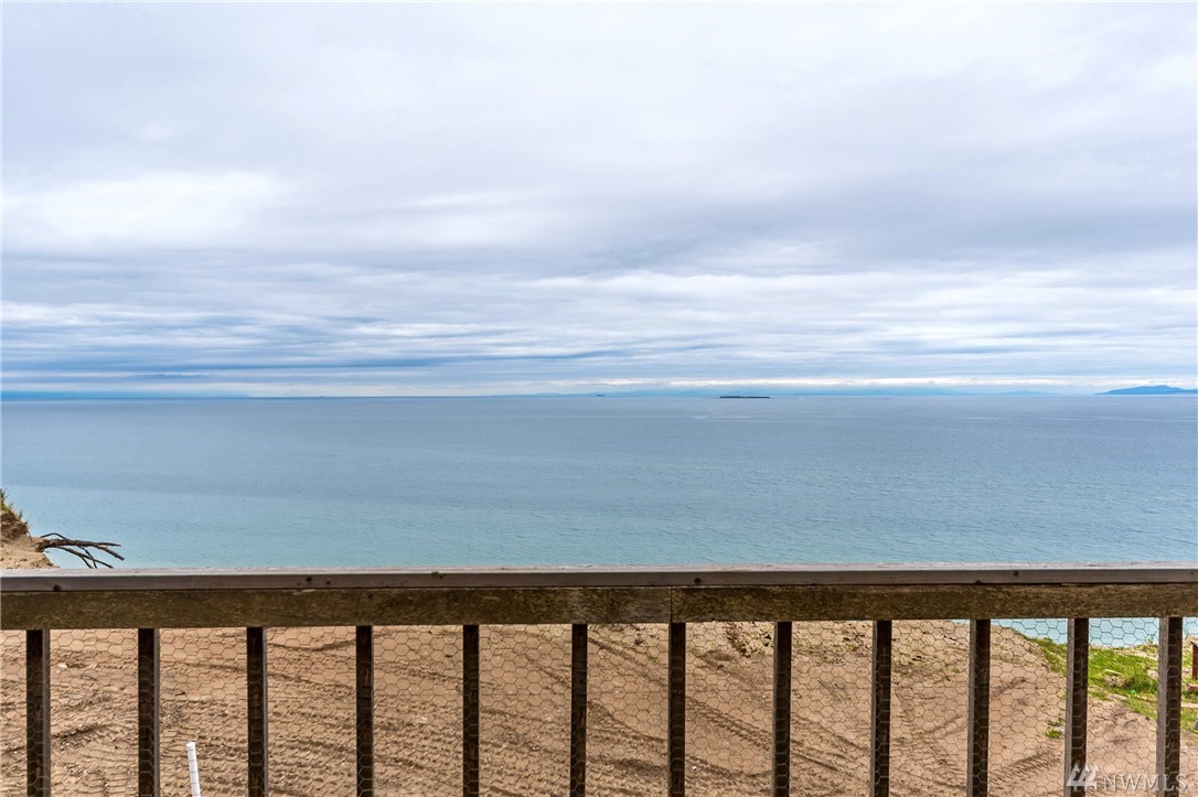 2285 West Beach Road, Unit D Oak Harbor, WA 98277 - Photo 19 of 25 Gallery Image 19