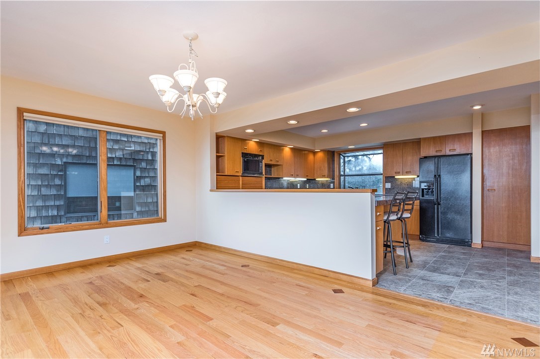 2285 West Beach Road, Unit D Oak Harbor, WA 98277 - Photo 8 of 25 Gallery Image 8