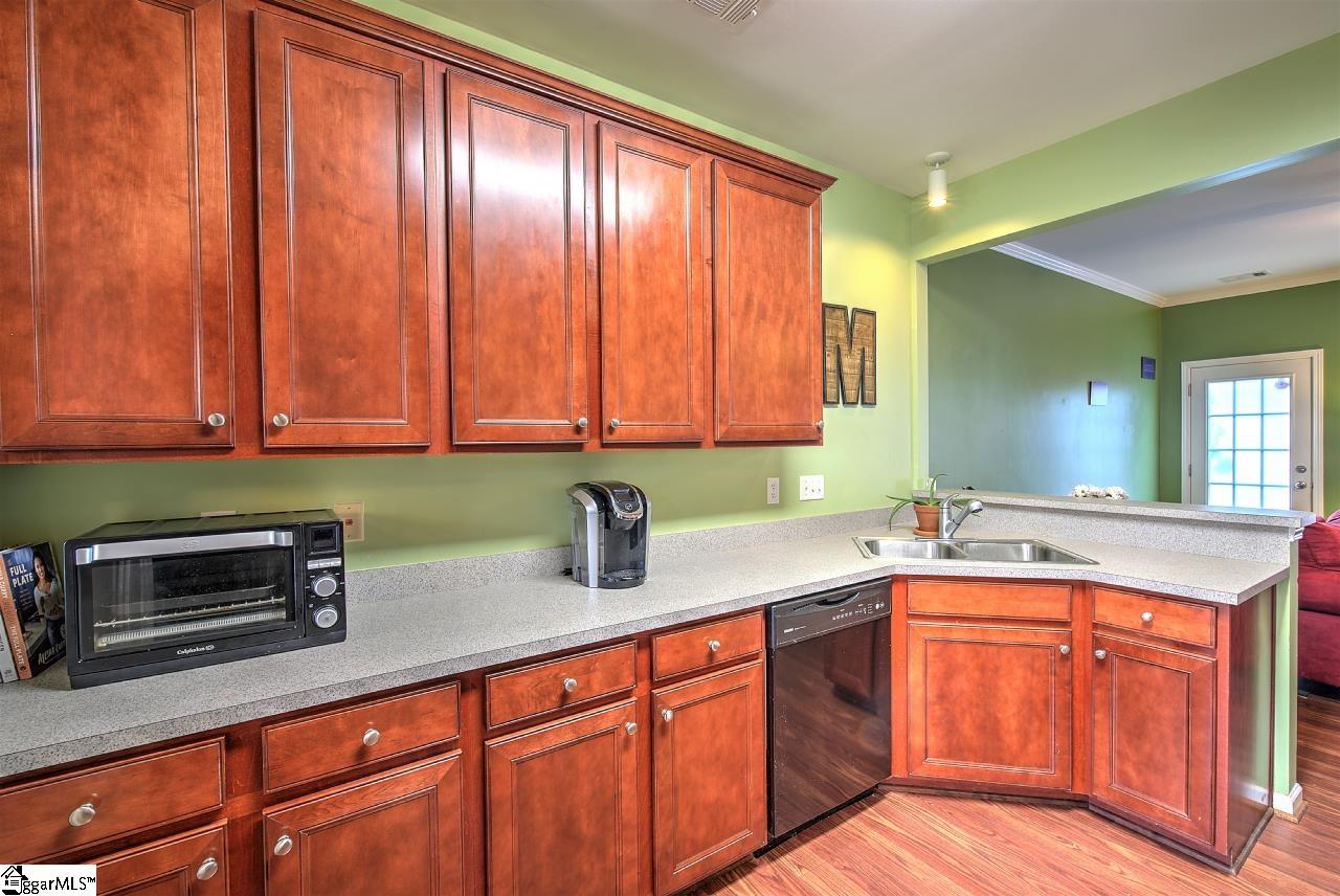 31 Swade Way Greer, SC 29650 - Photo 9 of 34 Gallery Image 9