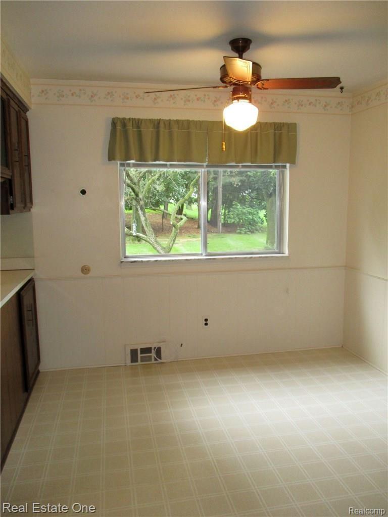 1228 Green Ridge Road Rochester, MI 48309 - Photo 15 of 50 IMG_0790.jpg
