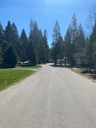 $383,500 | 53589 Chipo Poyah, North Fork, CA 93643