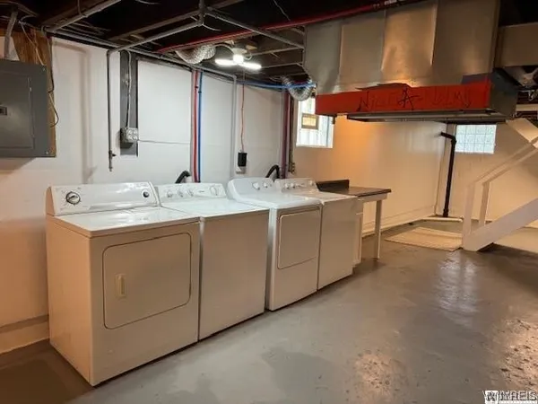 $1,100 | 18 Parkway Street, Hanover, NY 14136