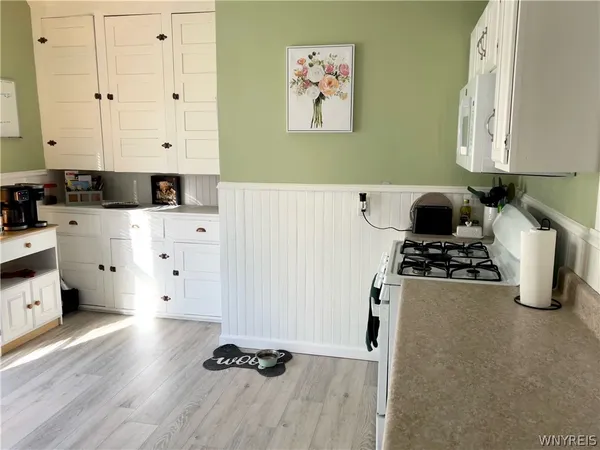 $1,100 | 18 Parkway Street, Hanover, NY 14136