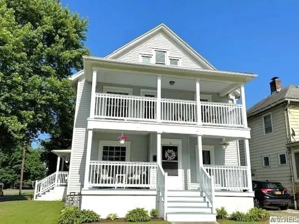 $1,100 | 18 Parkway Street, Hanover, NY 14136
