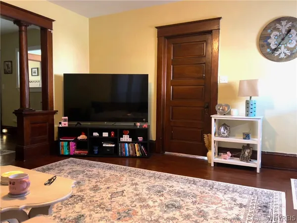 $1,100 | 18 Parkway Street, Hanover, NY 14136