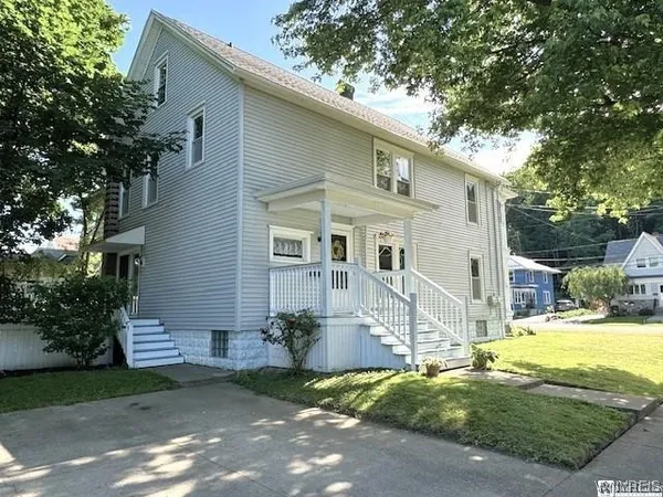 $1,100 | 18 Parkway Street, Hanover, NY 14136