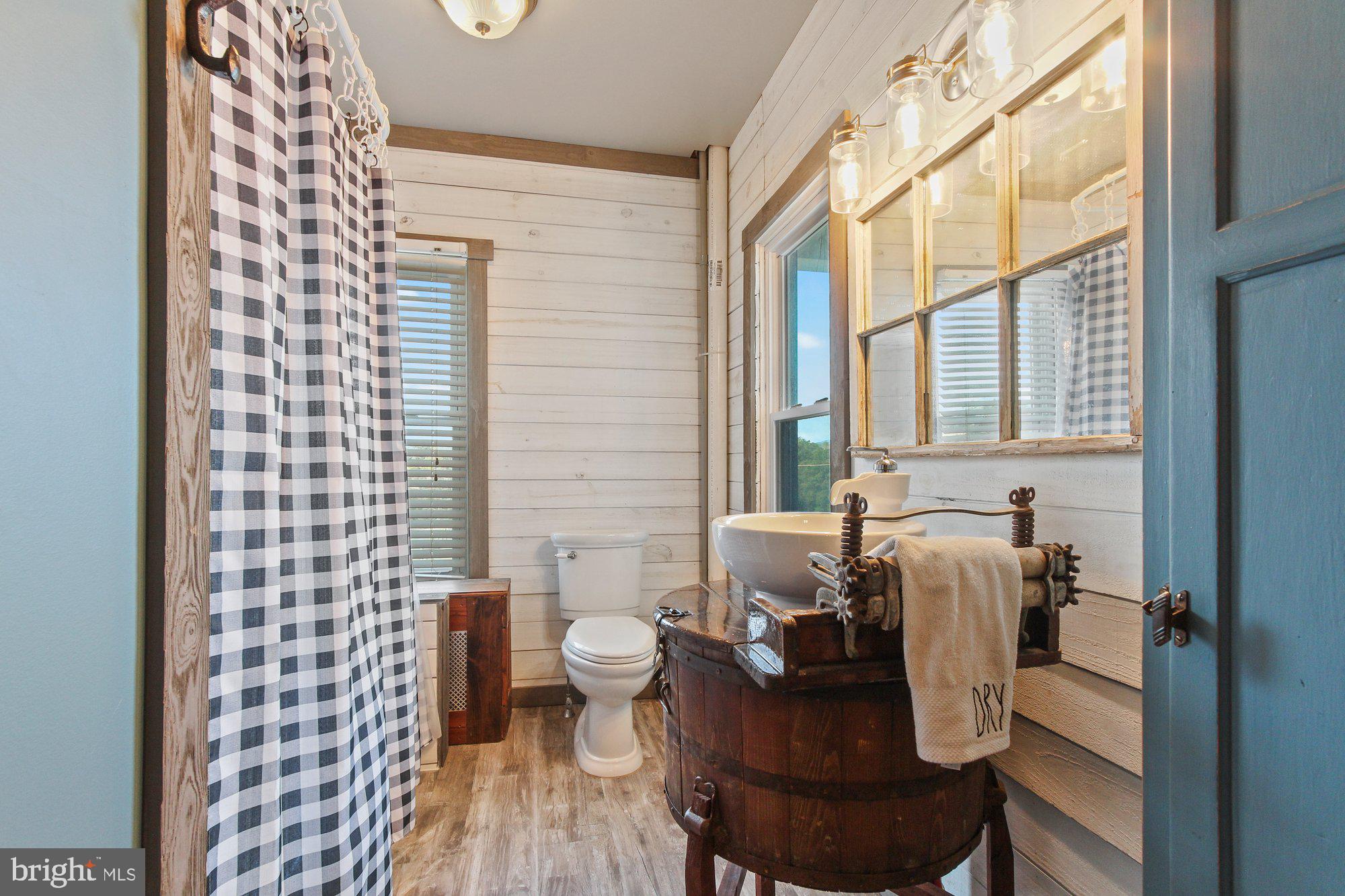 3360 Spring Road Carlisle, PA 17013 - Photo 14 of 49 Gallery Image 14