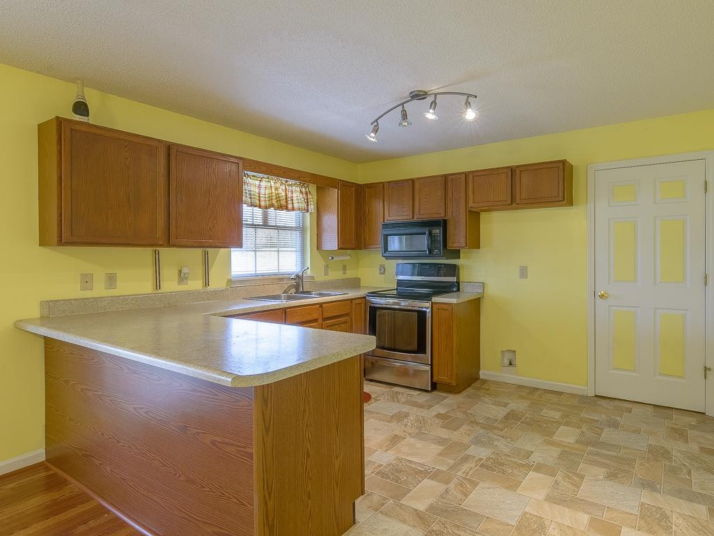 108 Good Road Fall Branch, TN 37656 - Photo 3 of 26 Bright open kitchen