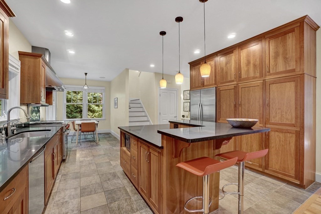 101 Columbine Road Milton, MA 02186 - Photo 8 of 24 Gallery Image 8