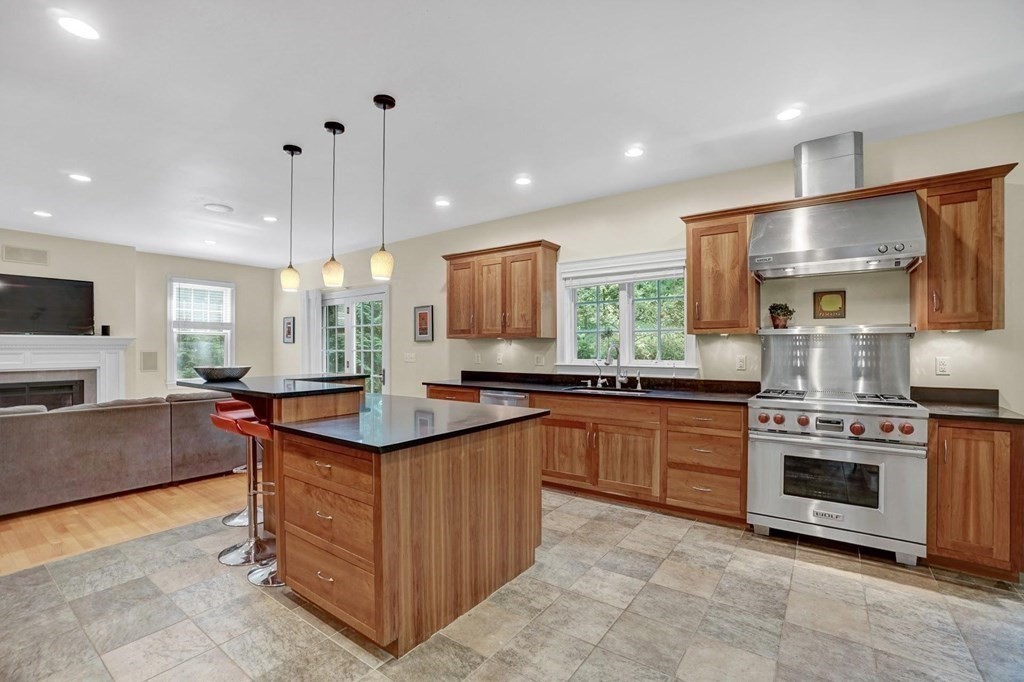 101 Columbine Road Milton, MA 02186 - Photo 10 of 24 Gallery Image 10