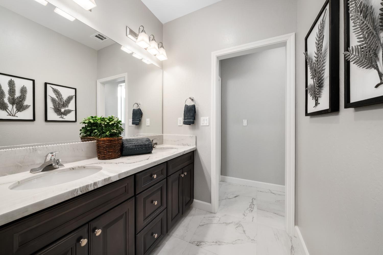 440 Lyon Street Reedley, CA 93654 - Photo 21 of 26 Gallery Image 21