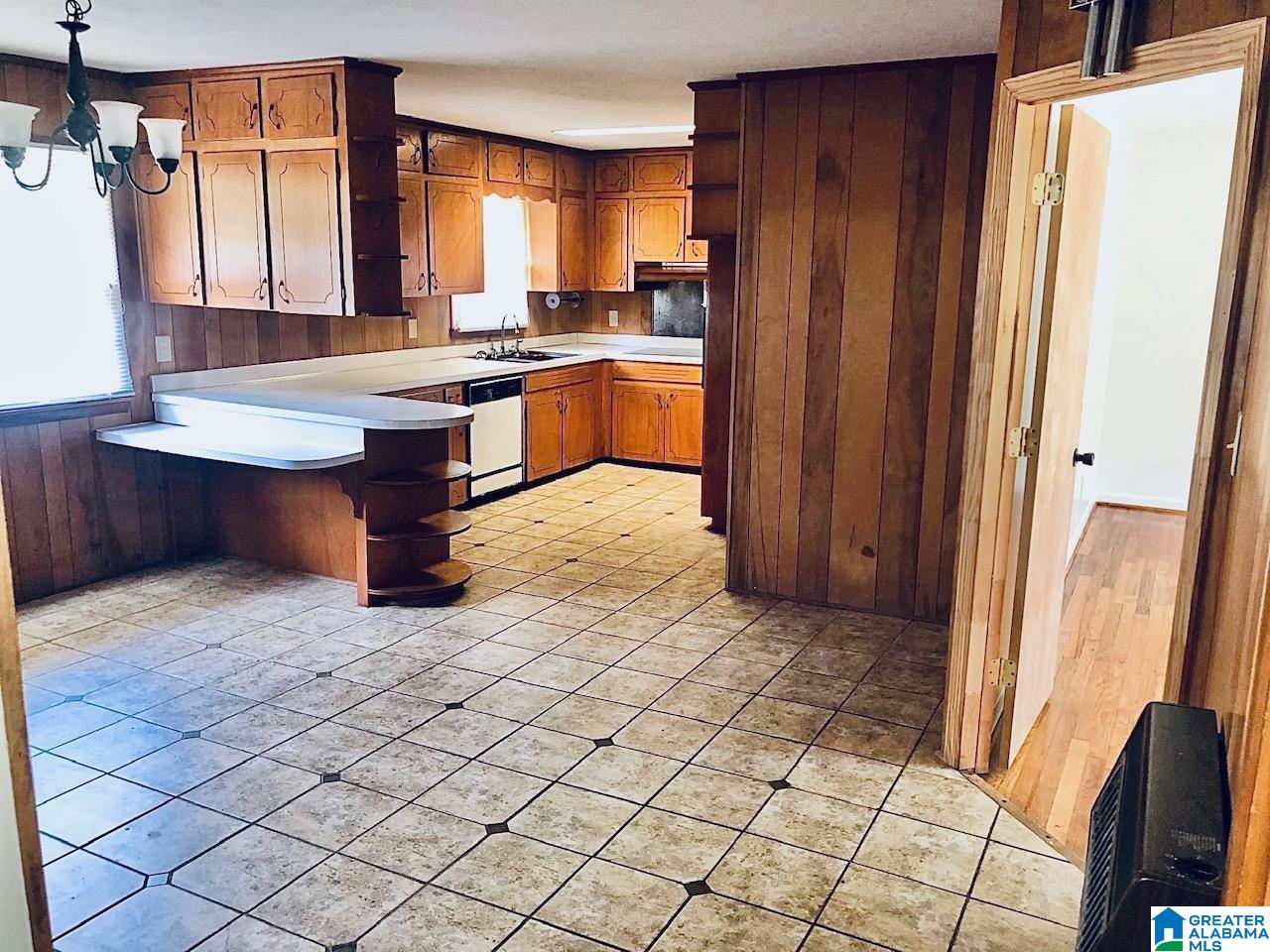114 Jones Road Heflin, AL 36264 - Photo 3 of 8