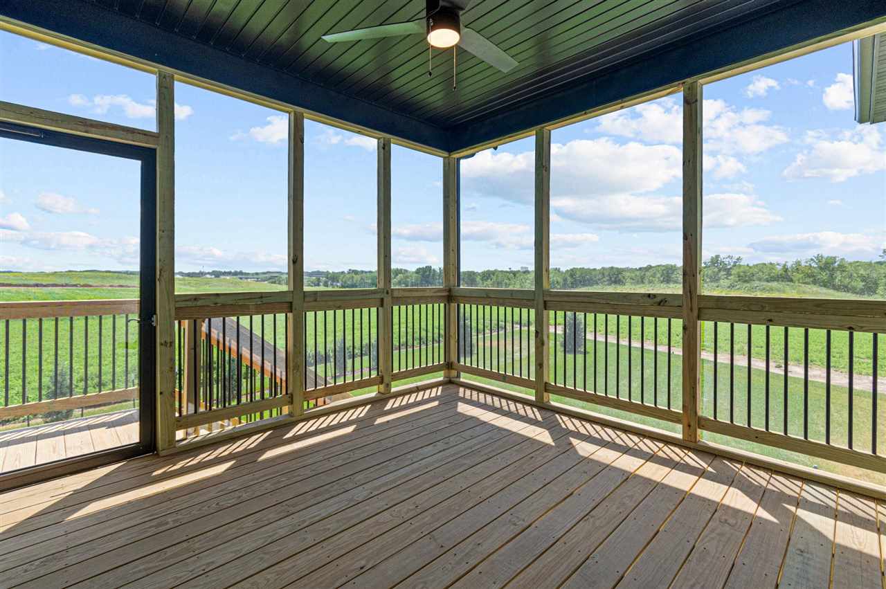 3072 Ridgeview Circle Coralville, IA 52241 - Photo 36 of 39 Gallery Image 36