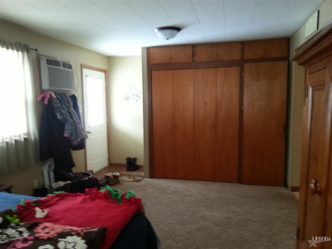 1110 West Marshall Street Decatur, IN 46733 - Photo 10 of 18