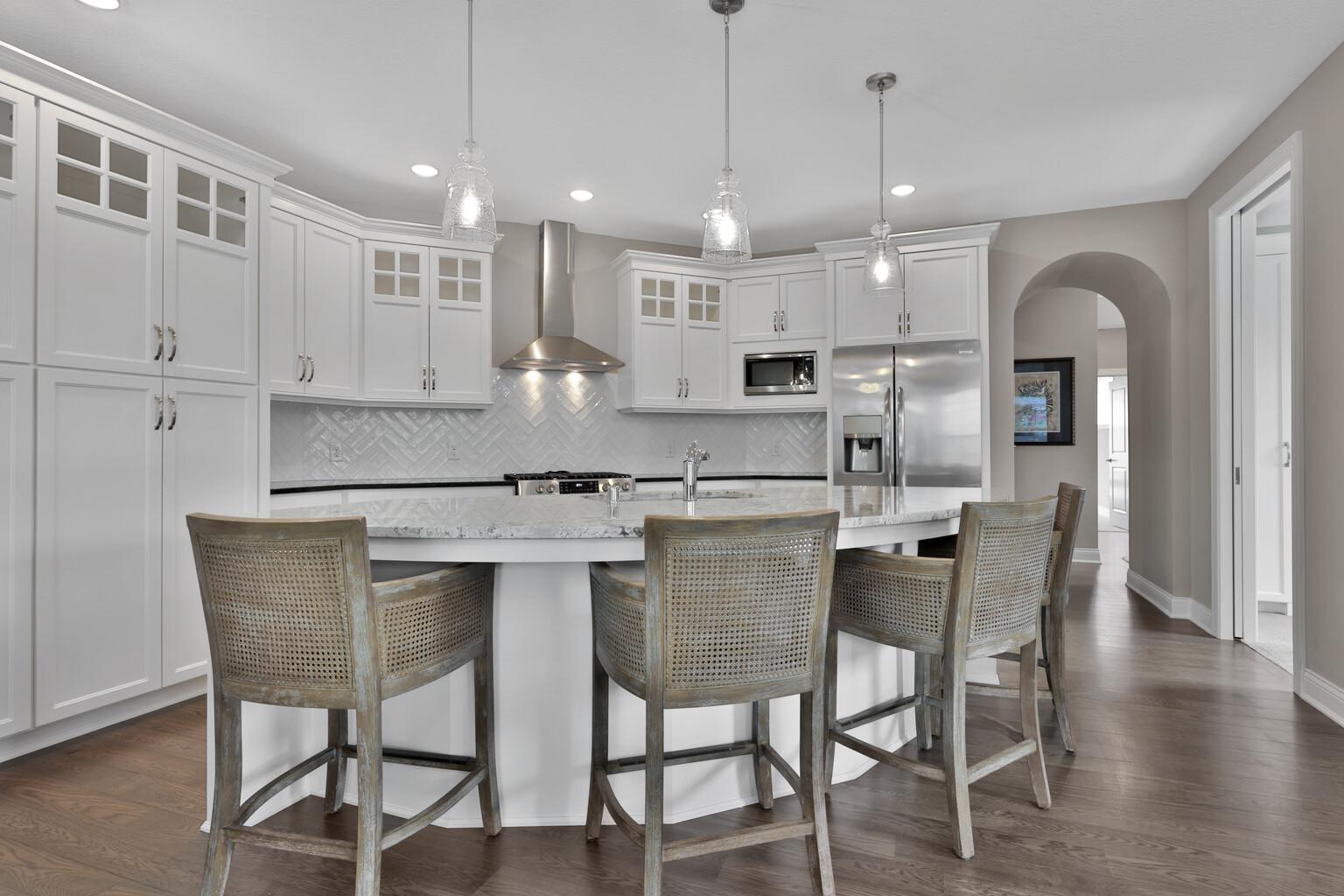 5042 Dale Ridge Road Woodbury, MN 55129 - Photo 17 of 45 Gallery Image 17