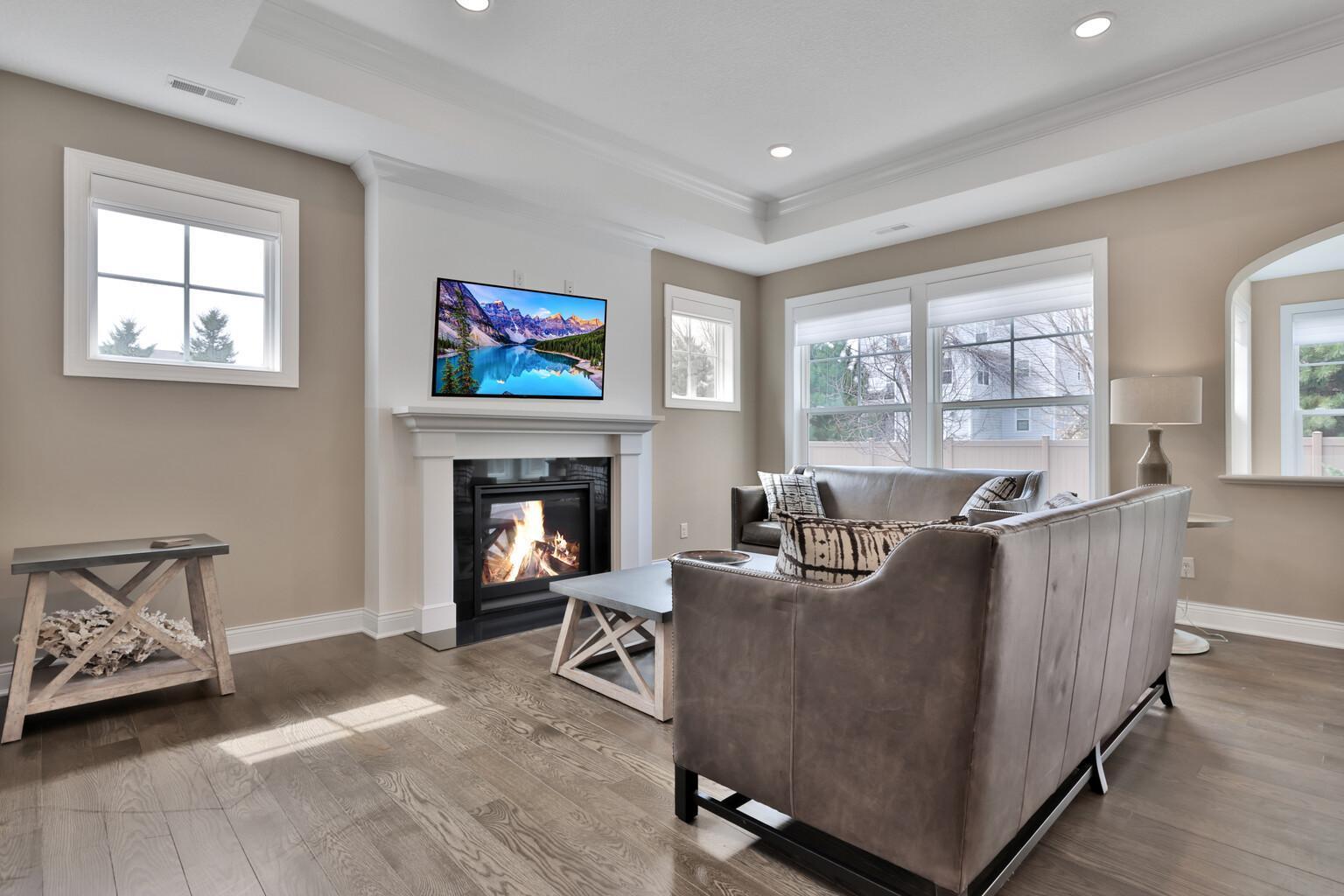 5042 Dale Ridge Road Woodbury, MN 55129 - Photo 24 of 45 Gallery Image 24