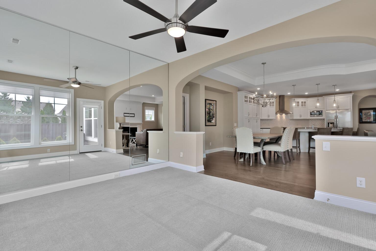 5042 Dale Ridge Road Woodbury, MN 55129 - Photo 30 of 45 Gallery Image 30
