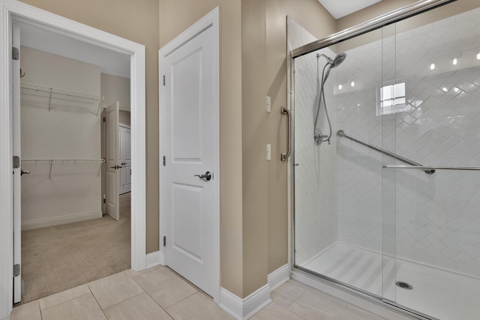 5042 Dale Ridge Road Woodbury, MN 55129 - Photo 35 of 45 Gallery Image 35