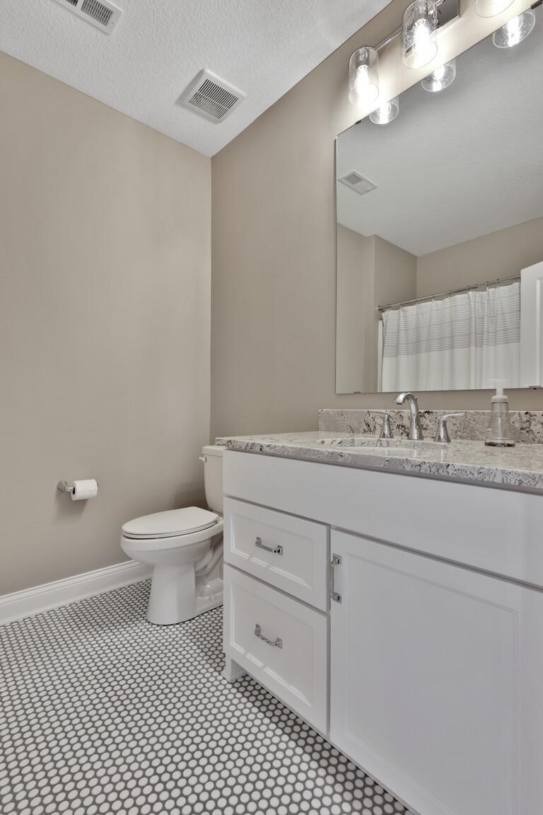 5042 Dale Ridge Road Woodbury, MN 55129 - Photo 42 of 45 Gallery Image 42