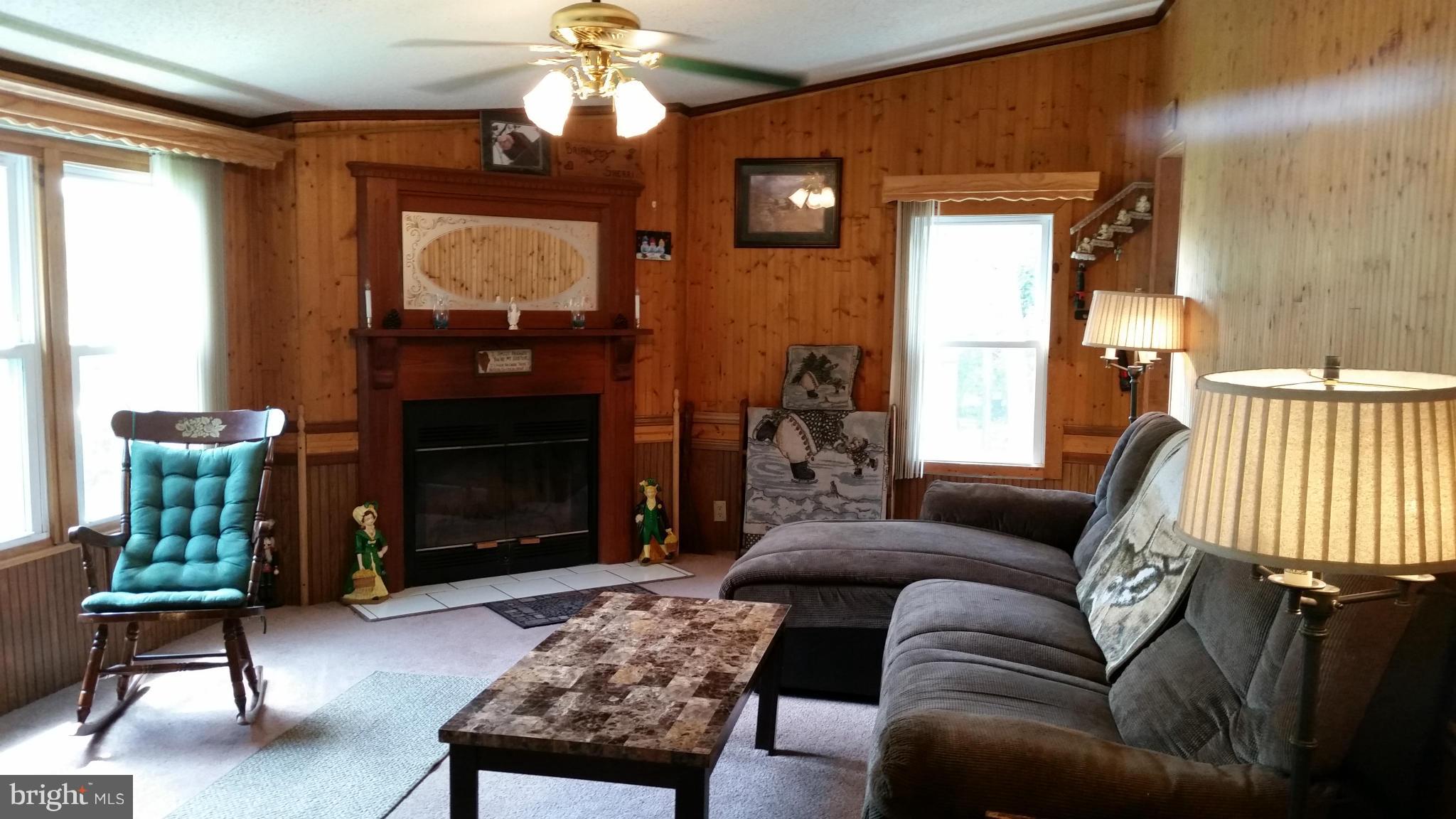 7810 Clark Road, Unit C24 Jessup, MD 20794 - Photo 5 of 28 Family Room