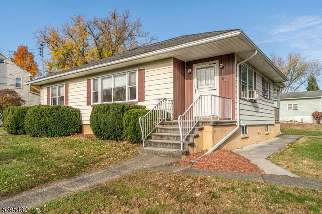 $319,900 | 700 Avenue A, Phillipsburg, NJ 08865