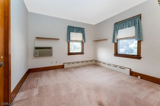 $319,900 | 700 Avenue A, Phillipsburg, NJ 08865