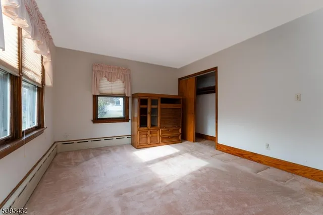 $319,900 | 700 Avenue A, Phillipsburg, NJ 08865