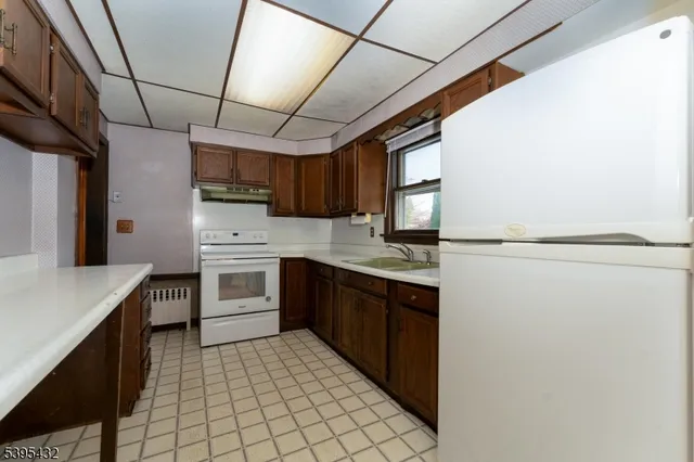 $319,900 | 700 Avenue A, Phillipsburg, NJ 08865