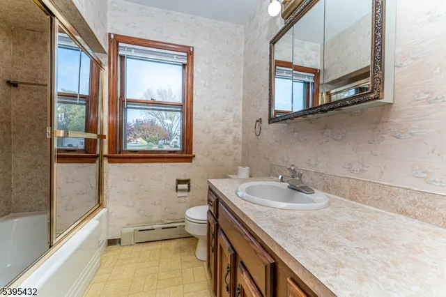 $319,900 | 700 Avenue A, Phillipsburg, NJ 08865