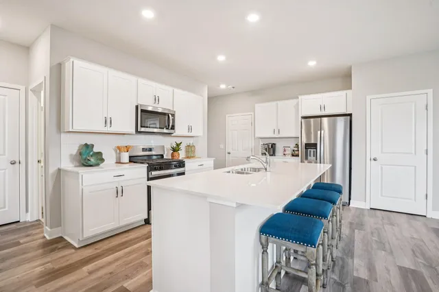 $500,000 | 6646 208th Street West, Farmington, MN 55024