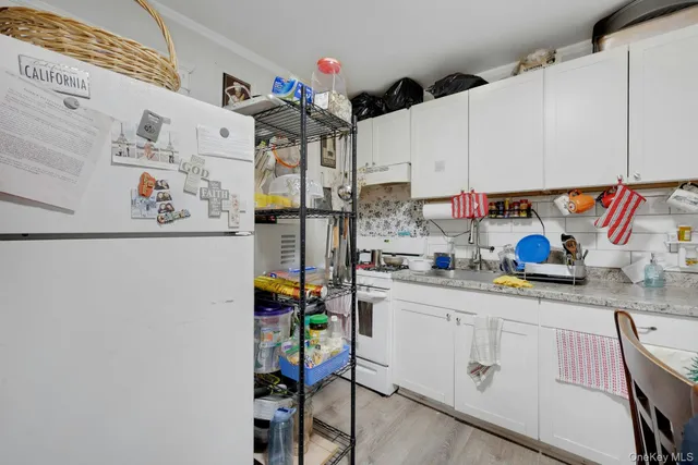 $700,000 | 10 Everett Street, New Rochelle, NY 10801