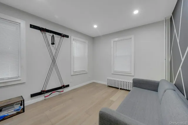 $700,000 | 10 Everett Street, New Rochelle, NY 10801