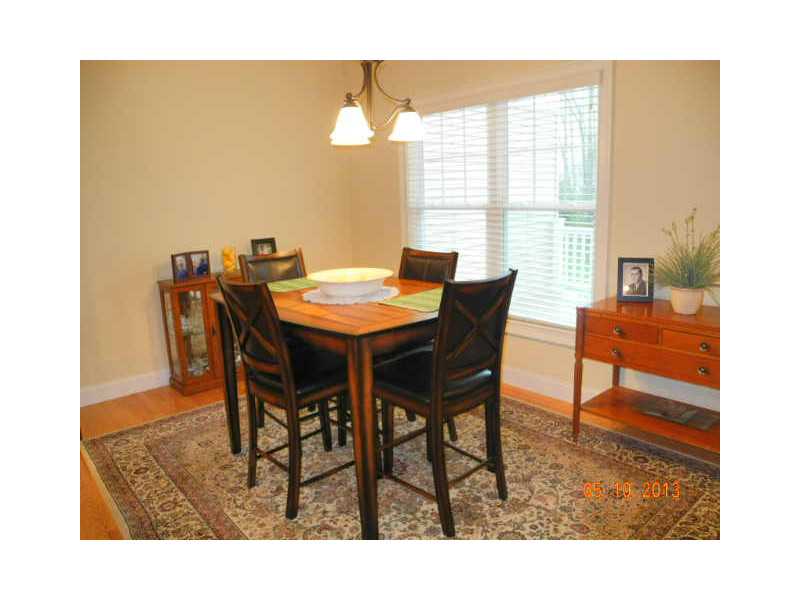 113 Whispering Pine Way, Unit 114 Exeter, RI 02822 - Photo 5 of 15 Dining Room.