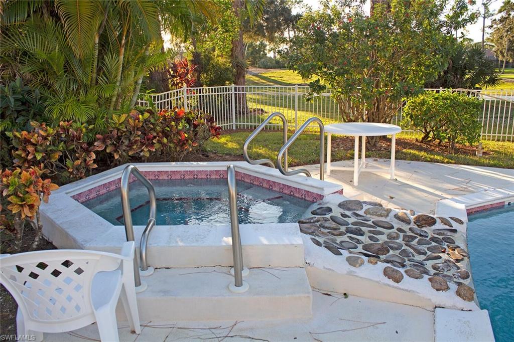 705 Augusta Boulevard, Unit 7055 Naples, FL 34113 - Photo 26 of 33