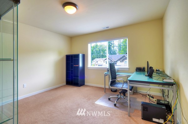 5015 Northeast 25th Street Renton, WA 98059 - Photo 16 of 18 Gallery Image 16