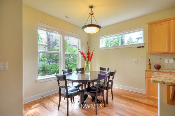 5015 Northeast 25th Street Renton, WA 98059 - Photo 10 of 18 Gallery Image 10