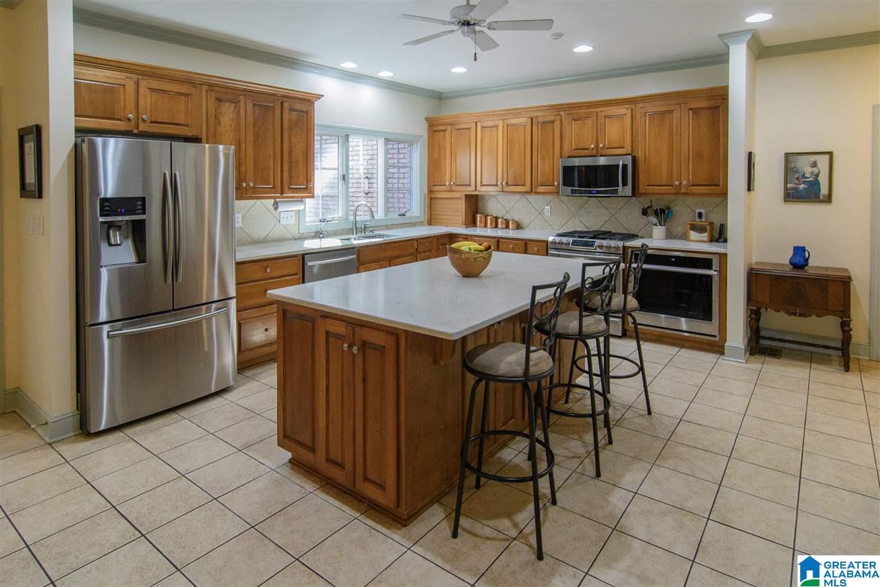 2028 Magnolia Ridge Drive Birmingham, AL 35243 - Photo 6 of 50