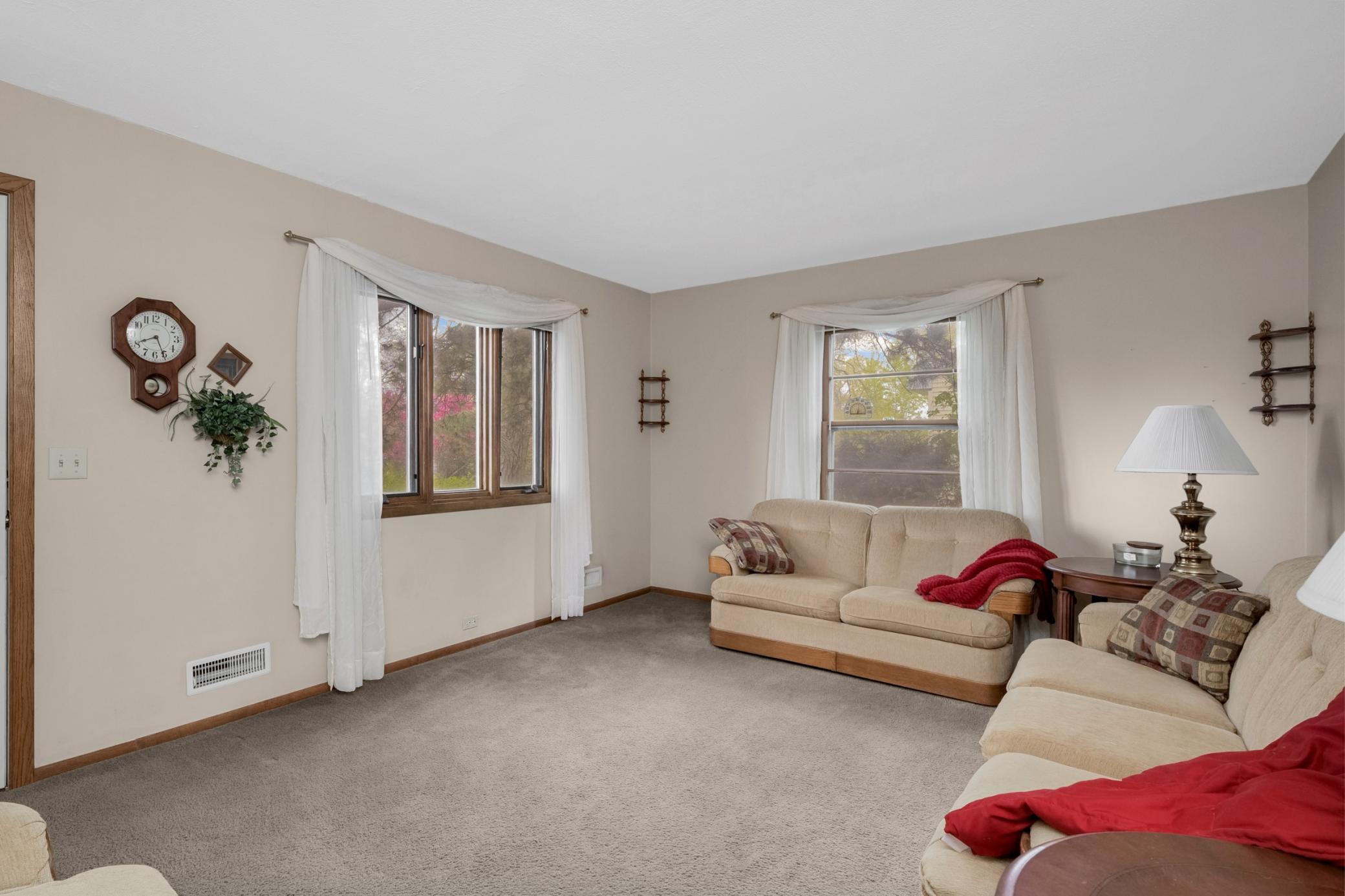 5323 6th Street Northeast Fridley, MN 55421 - Photo 2 of 11