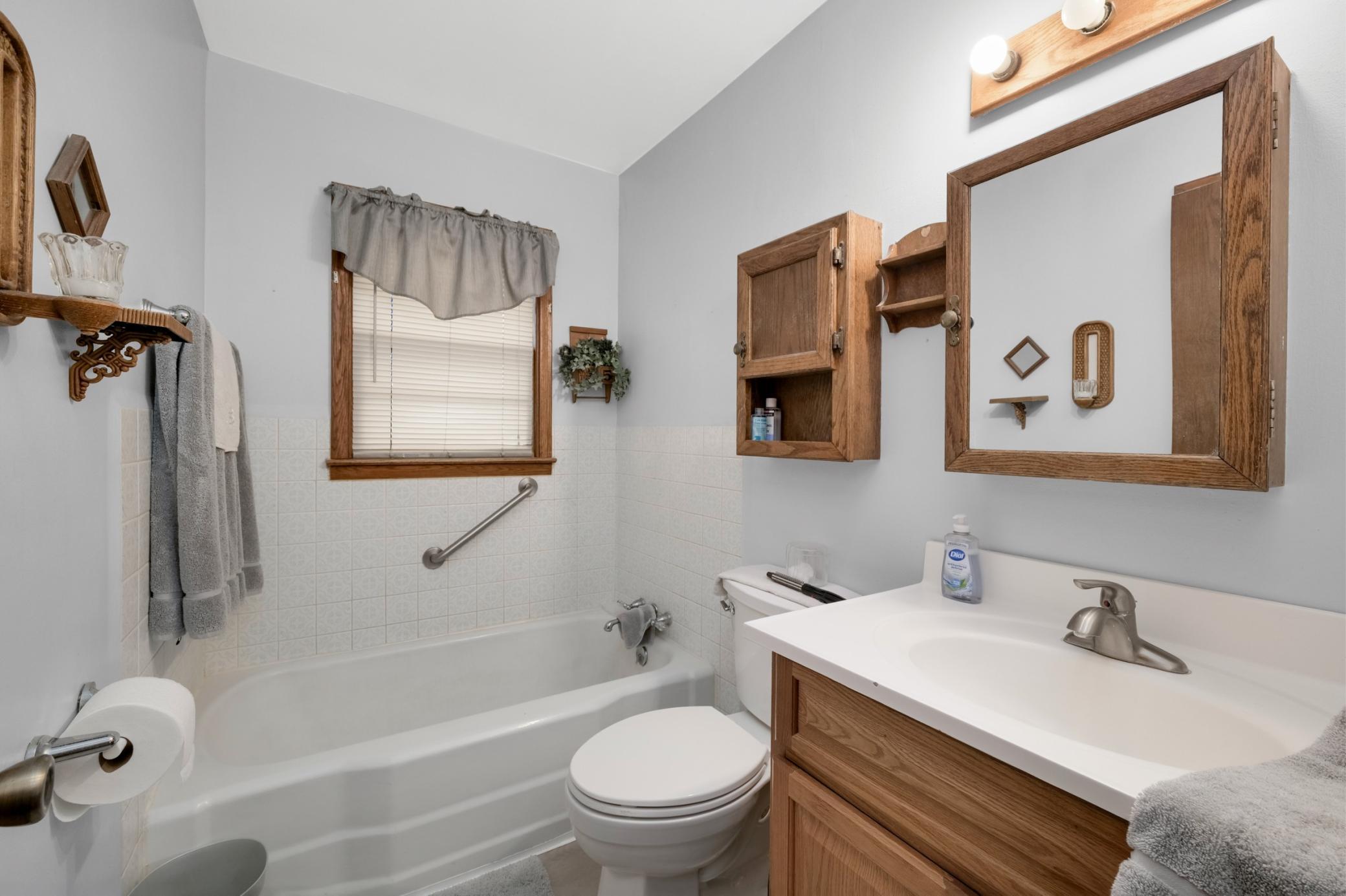 5323 6th Street Northeast Fridley, MN 55421 - Photo 8 of 11