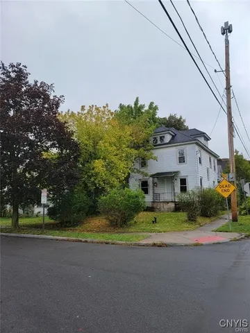 $2,200 | 227 Hixson Avenue, Syracuse, NY 13206